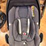Maxi Cosi Car Seat & isofix base Image 4