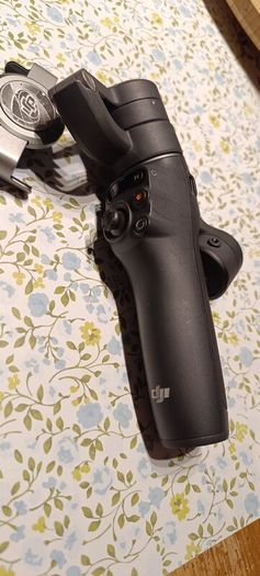 DJI Osmo Mobile 6