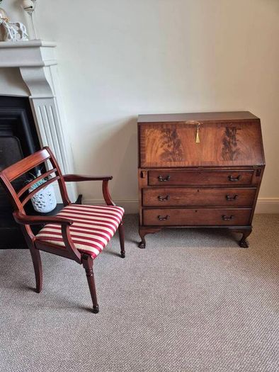 Writing desk