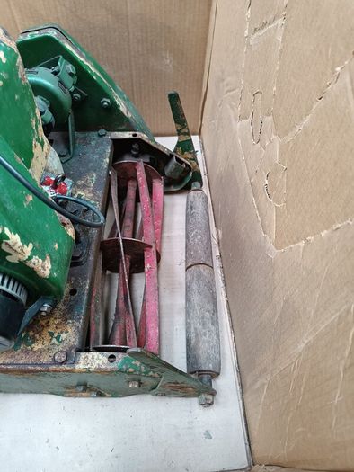 cylinder mower Qualcast/Atco
