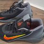 Nike G.T. Jump Academy basketball runner size 6.5 Image 5