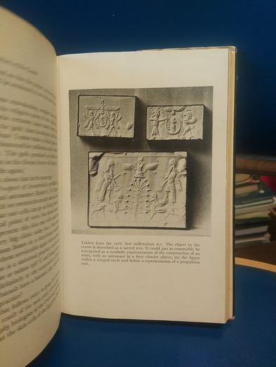 Chariots of the Gods? - Erich Von Daniken