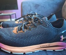 under Armor trainers women's