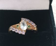 9ct Gold cluster Ring , Hallmarked , Size N, 2,2g.