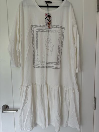Brand new tunic - size 16/18/20/22/24