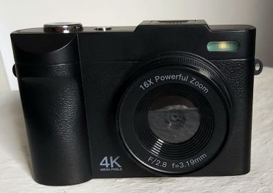 Digital camera
