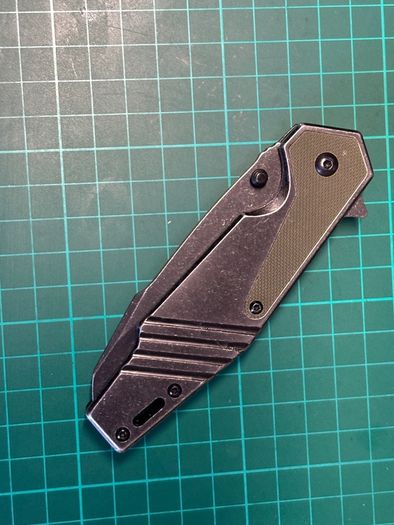 Folding knife