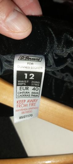 Ladies leather skirt ..Warehouse