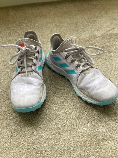 Hockey Shoes Size 4