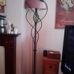 Floor lamp