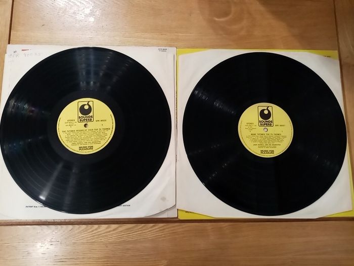 TV TIMES RECORD OF TOP TV THEMES. 1974, 75 Albums. Vinyl LP Record Compilation. 2 LPs. Jack Parnell and his Orchestra.