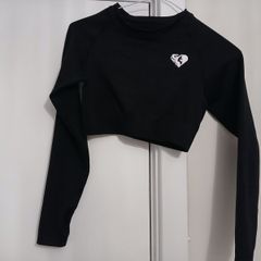 Ladies sport top size 6