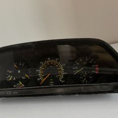 Mercedes E280 E300 1988 clock