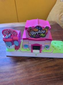 Shopkins shopping mall