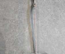 Manhole cover key