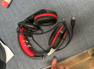 Gamer head phones - free