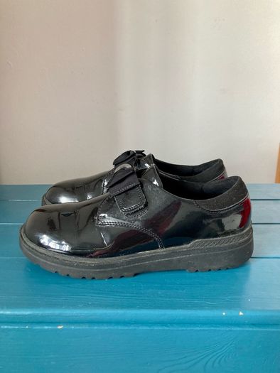 M&S school shoes uk2