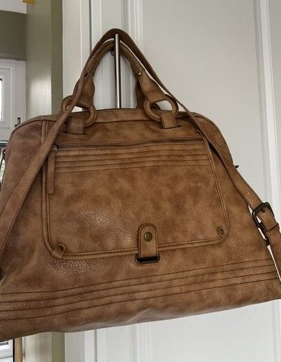 A-WEAR BAG OVERNIGHT WEEKEND Camel beige Stylish Faux Leather bag. Brass hardware In Very Good Condition. Generous sizing