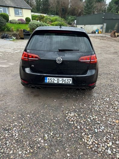 Volkswagen golf r