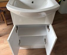 bathroom vanity unit