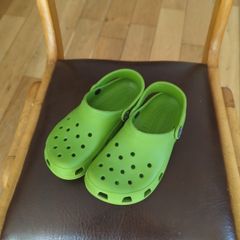 crocs junior c12/13