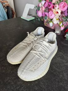 Yeezy Boost boys trainers