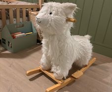 Rocking Lama