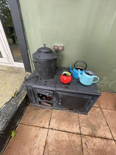 Cast iron garden collection