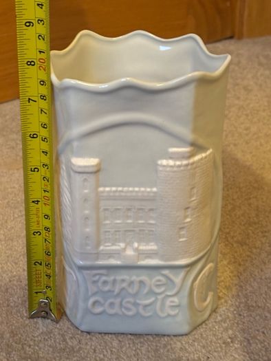 Vintage Cyril Cullen Farney Castle Irish Parian Porcelain Vase (No. 75)