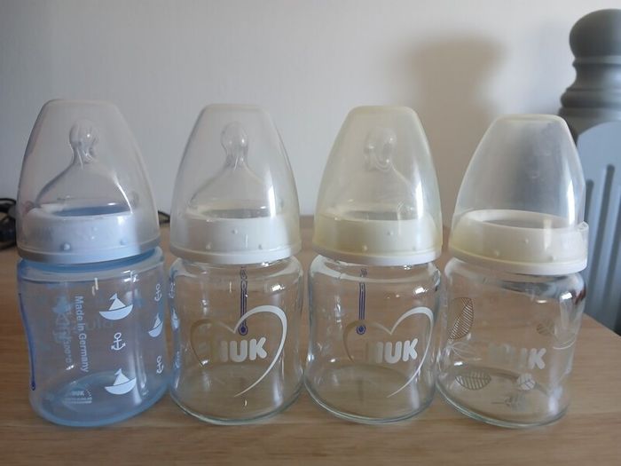 NUK Bottles Small x 4 + Teats 2 pack