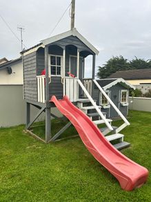 Playhouse/Treehouse