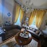 2 chesterfield sofa Image 5