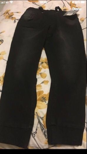 Boys. BNWT jeans age 6/7