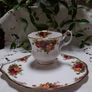 Royal Albert Country Roses 2 "tennis sets" Image 3