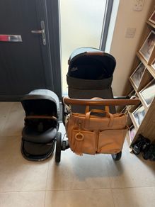 maxi cosi pram