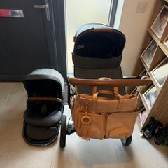 maxi cosi pram