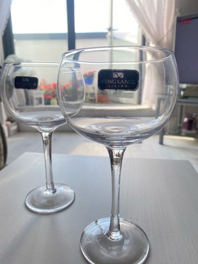 2 Gin Cocktail Glasses