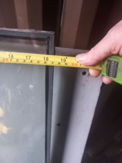 Pain of double glazing glass