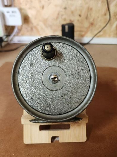 vintage fly fishing reel