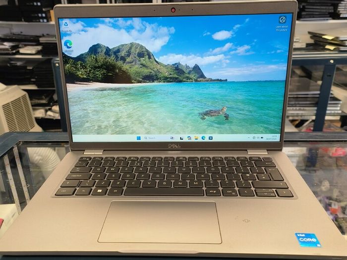 Dell Latitude Laptop 14 inch 5430 8GB RAM 500GB NVMe Intel i5-1245U (12th Gen) Windows 11 Pro (SALE PRICE)