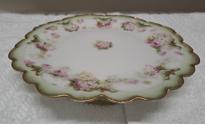 GDA Limoges cake stand