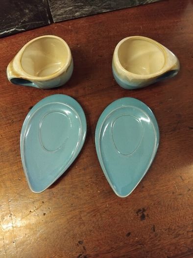 Stylish Pair cups and Saucers
