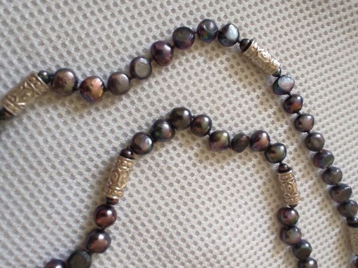 Pearls necklace