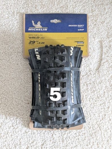 MTB tires 26 27.5 29 (new/like new)