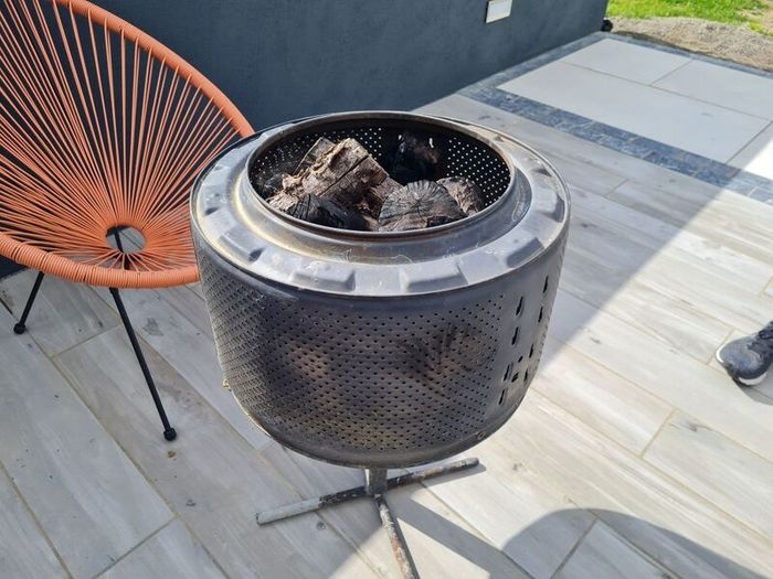 black fire pit