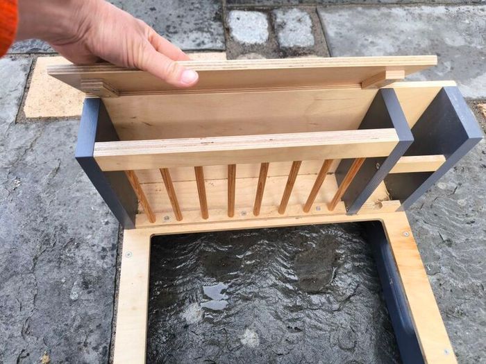 rabbit hay feeder and litter box