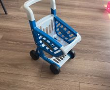 Kids toy shopping trolly