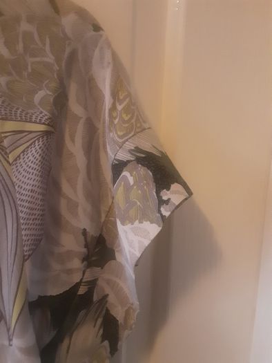 ZARA Blouse .. Size: Medium (12) .. Price Drop