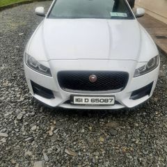 2016 Jaguar Xf