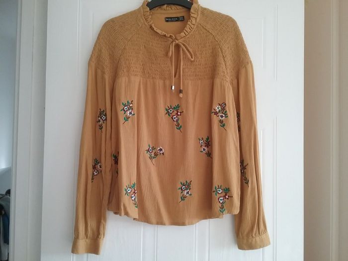 Ladies Cotton Blouse